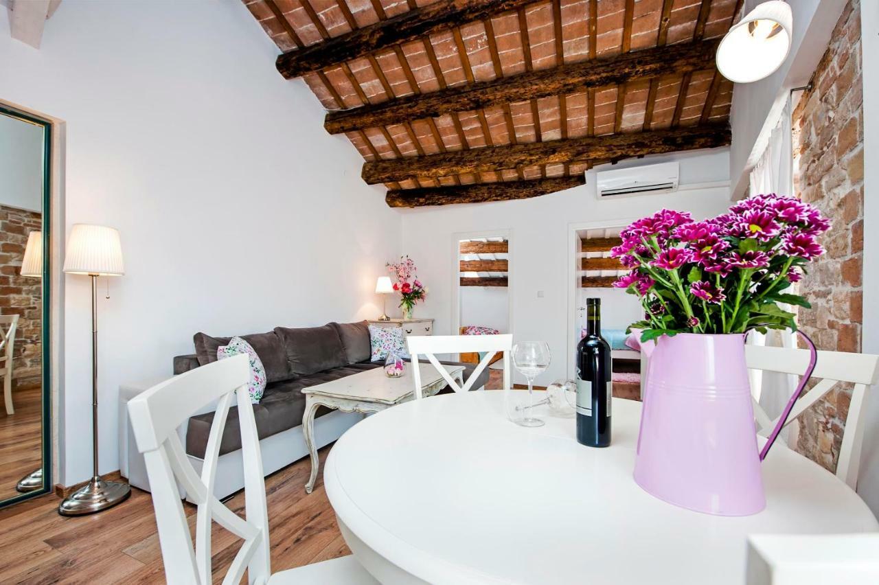 Apartment Casa Alek 罗维尼 外观 照片