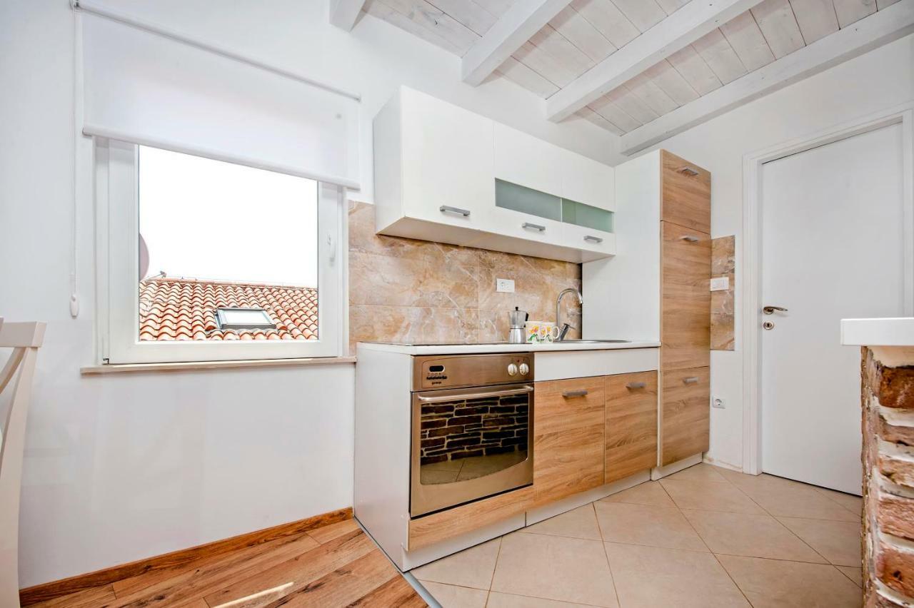 Apartment Casa Alek 罗维尼 外观 照片